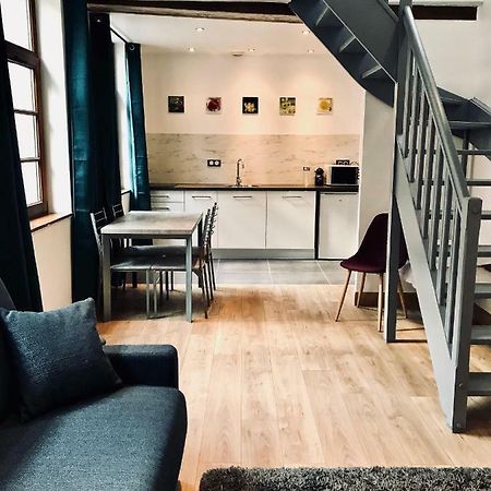Le Madame Little Appart'Hotel Лилль Экстерьер фото