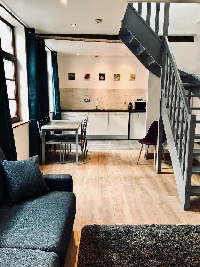 Le Madame Little Appart'Hotel Лилль Экстерьер фото
