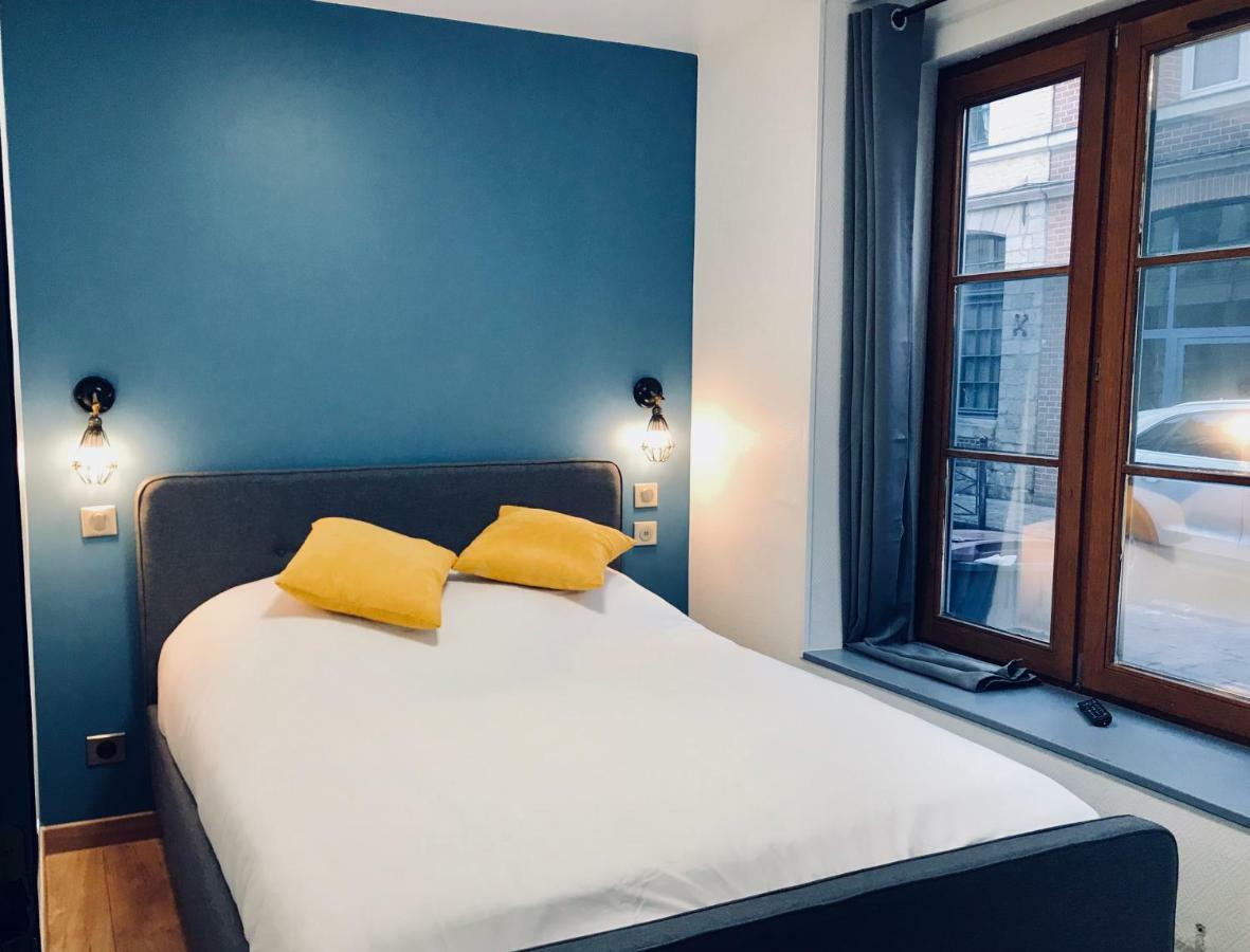 Le Madame Little Appart'Hotel Лилль Экстерьер фото