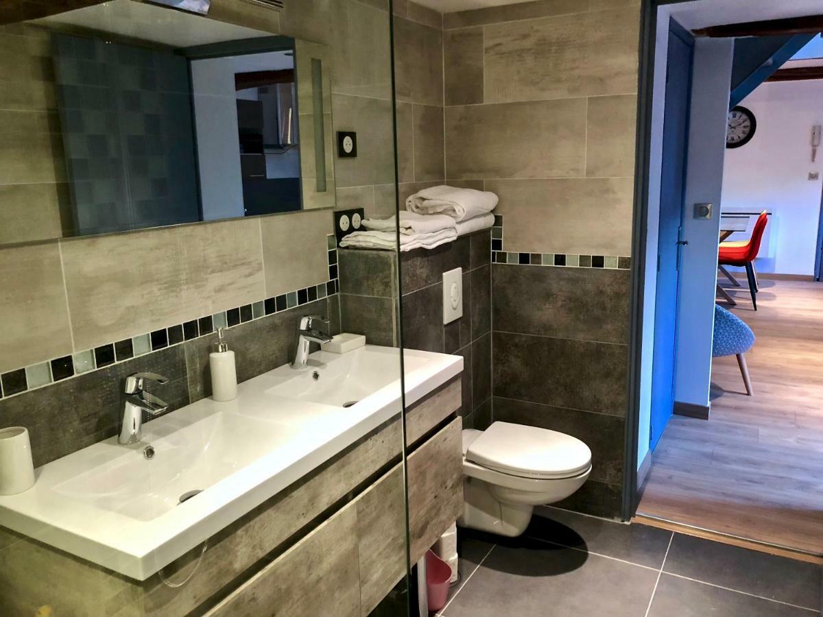 Le Madame Little Appart'Hotel Лилль Экстерьер фото